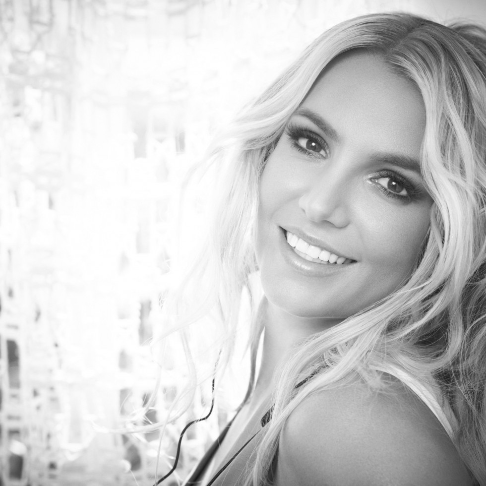 britney-spears-pretty-girls-iggy-azalea-sammaffiaonline-com_